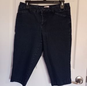 St John's Bay Jean Capris